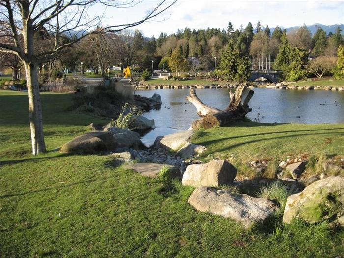 Stone Bridge Pond photo