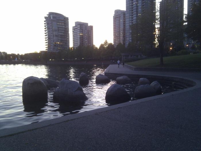 Waterhenge photo